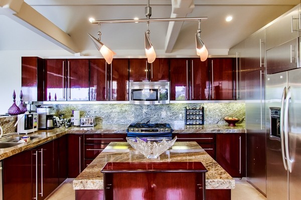 Full kitchen view